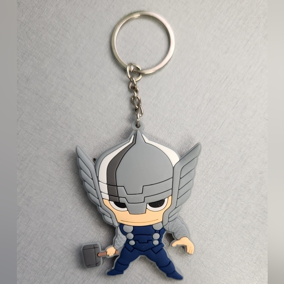 Marvel Other - Thor Marvel Superhero Keychain